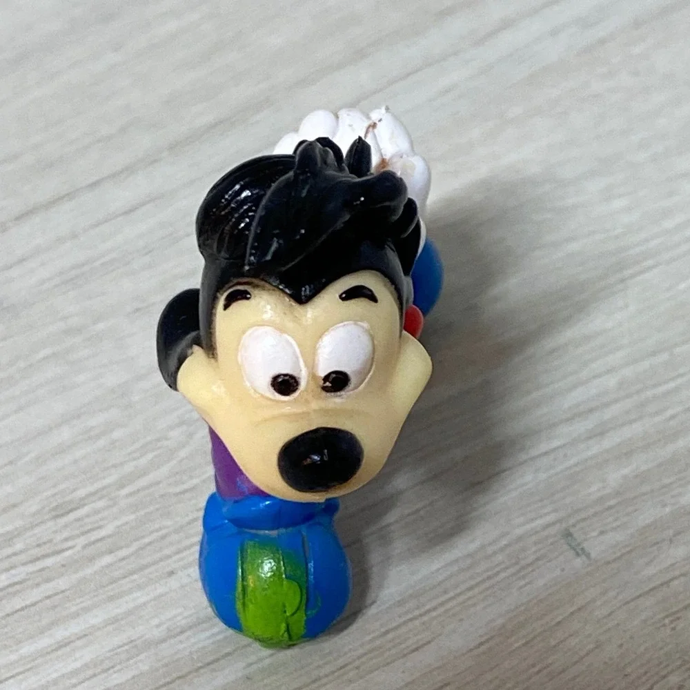 Vintage Disney Goof Troop PVC Figures Max Goofy PJ Skateboard Skates Toy Set